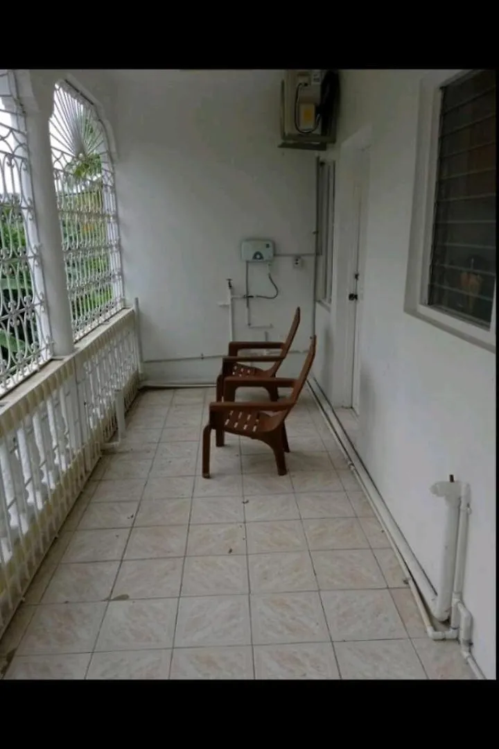 Séjour chez l'habitant Fairview Apartment Front Room Montego Bay Jamaïque